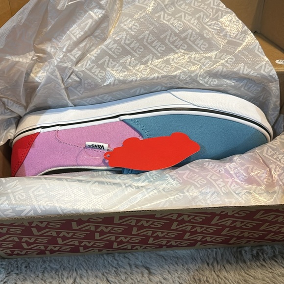 NWT Vans Orchid/Red Colorblock shoes size 9 1/2 women - Picture 5 of 10